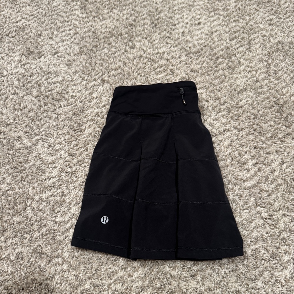 lululemon black skirt size 6